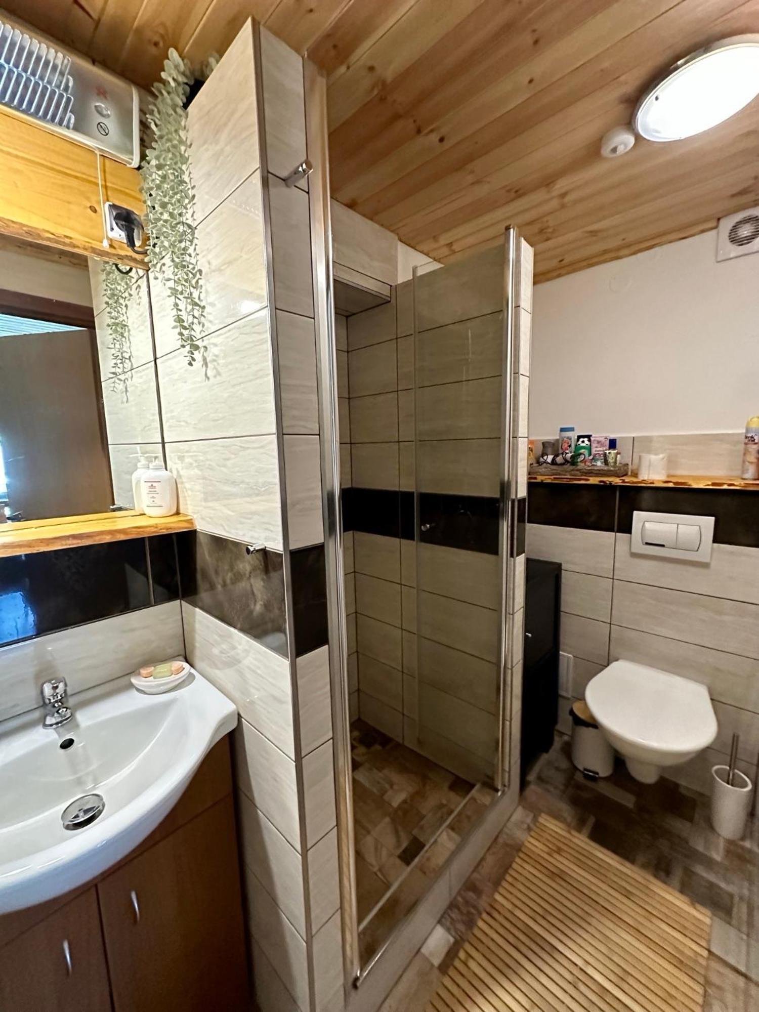 Apartman S Vyhledem Na Jezerni Stenu Zelezna Ruda Exterior photo
